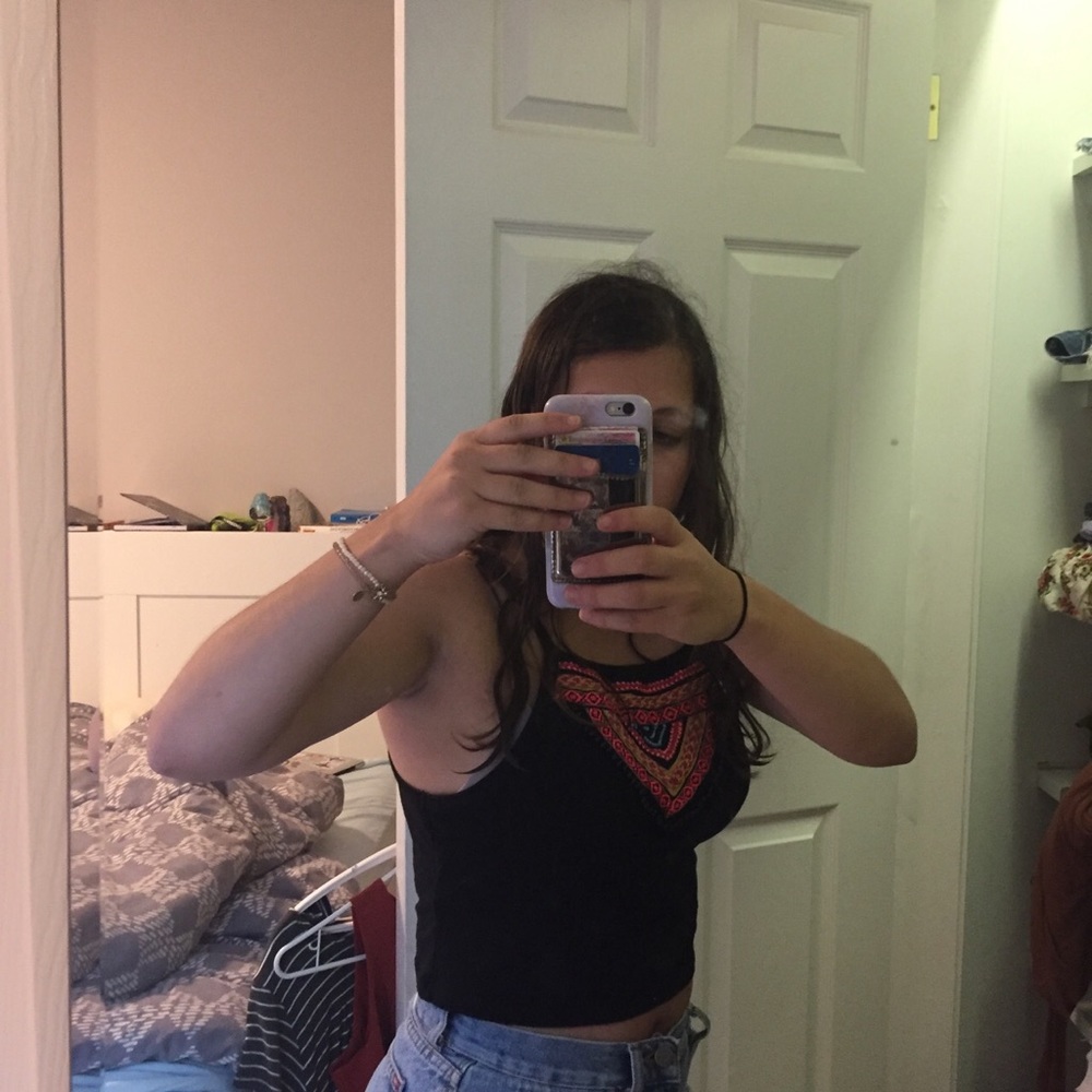 Embroidered tank top. Super flattering!